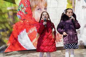 В Цхинвале отпраздновали Масленицу В Цхинвале отпраздновали Масленицу