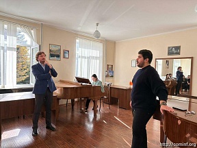 Российский композитор Илья Ушуллу дал мастер-класс в Цхинвале Российский композитор Илья Ушуллу дал мастер-класс в Цхинвале