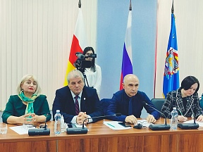 СКФУ и ЮОГУ провели совместную научно-практическую конференцию в Южной Осетии СКФУ и ЮОГУ провели совместную научно-практическую конференцию в Южной Осетии