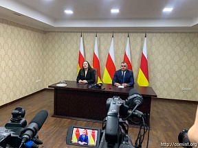 Отношения между Россией и Южной Осетией перешли на более качественный уровень - Президент РЮО А.Э.Гаглоев