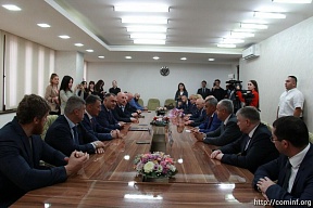 Президент Республики Южная Осетия А.Э.Гаглоев принял делегации Северной Осетии и Кабардино-Балкарии