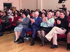 Посол России в Южной Осетии М.М.Кулахметов посетил сценическую постановку "Евгения Онегина"