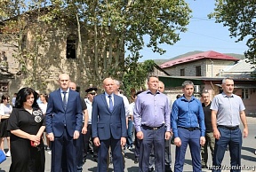 Посол России в Южной Осетии М.М.Кулахметов принял участие в акции "Нет терроризму" Посол России в Южной Осетии М.М.Кулахметов принял участие в акции "Нет терроризму"