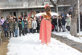 В Цхинвале прошло традиционное празднование Масленицы В Цхинвале прошло традиционное празднование Масленицы
